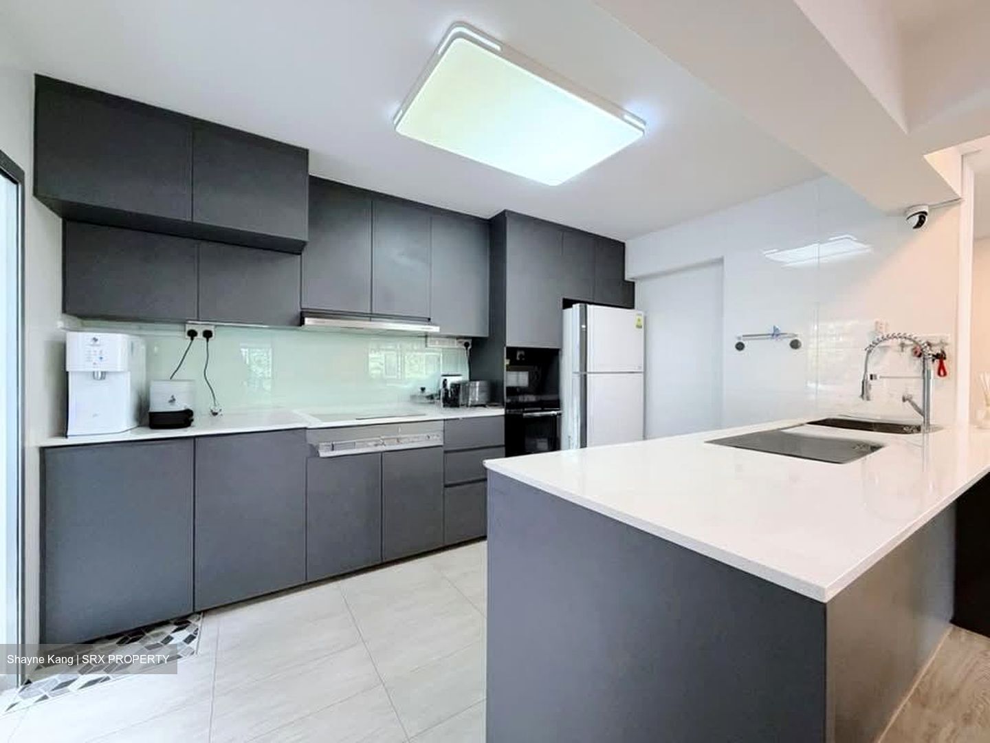 Blk 874B Tampines Greenflora (Tampines), HDB 5 Rooms #566176581